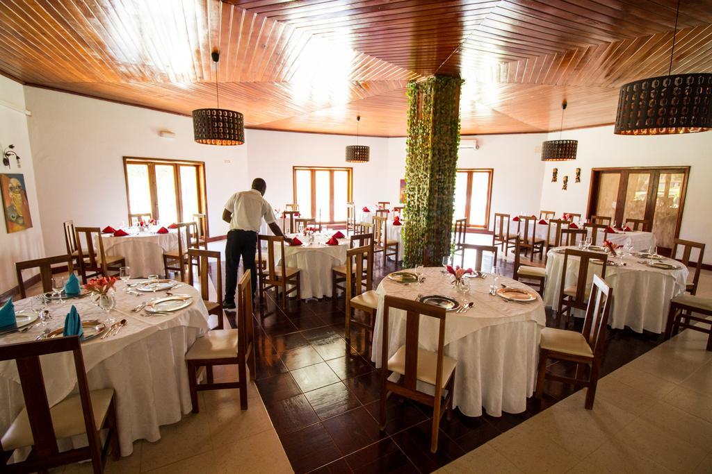 Hotel Praia Sao Tome Buitenkant foto