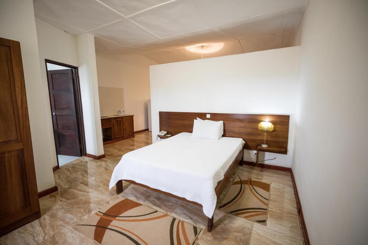 Hotel Praia Sao Tome Buitenkant foto